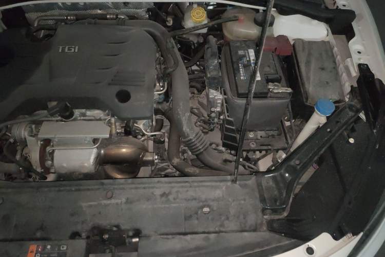 Used MG 6 2019 20T Automatic Sport Edition Engine Bay Left