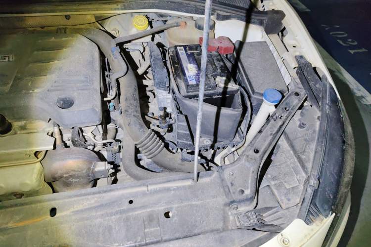 Used MG 6 2019 20T Automatic Trophy 10th Anniversary Edition Engine Bay Left