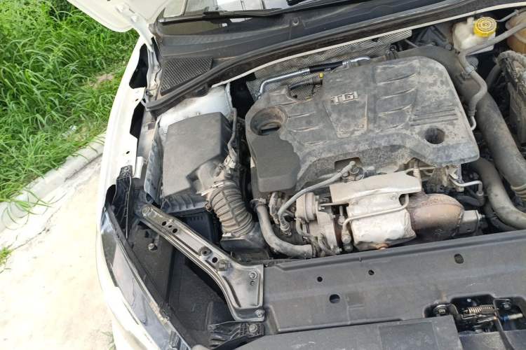 Used MG 6 2019 20T Automatic Starlight Edition Engine Bay Right