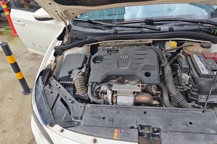 Used MG 6 2019 20T Automatic Starlight Edition Engine Bay Right