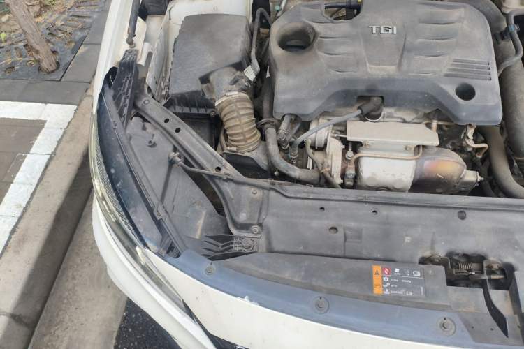 Used MG 6 2019 20T Automatic Trophy Racing Edition + Sporty Rear Exhaust Racing Kit Engine Bay Right