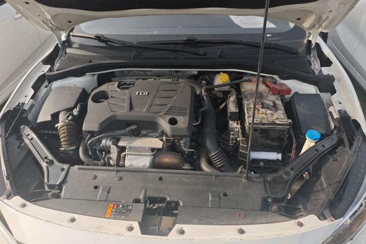 Used MG 6 2019 20T Automatic Starlight Edition Engine Bay