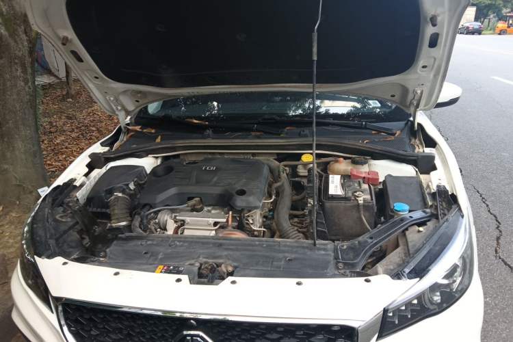 Used MG 6 2019 20T Automatic Sport Edition Engine Bay