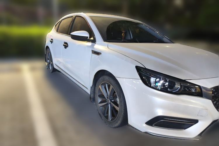 Used MG 6 2019 20T Automatic Sport Edition Front Right 45 Deg