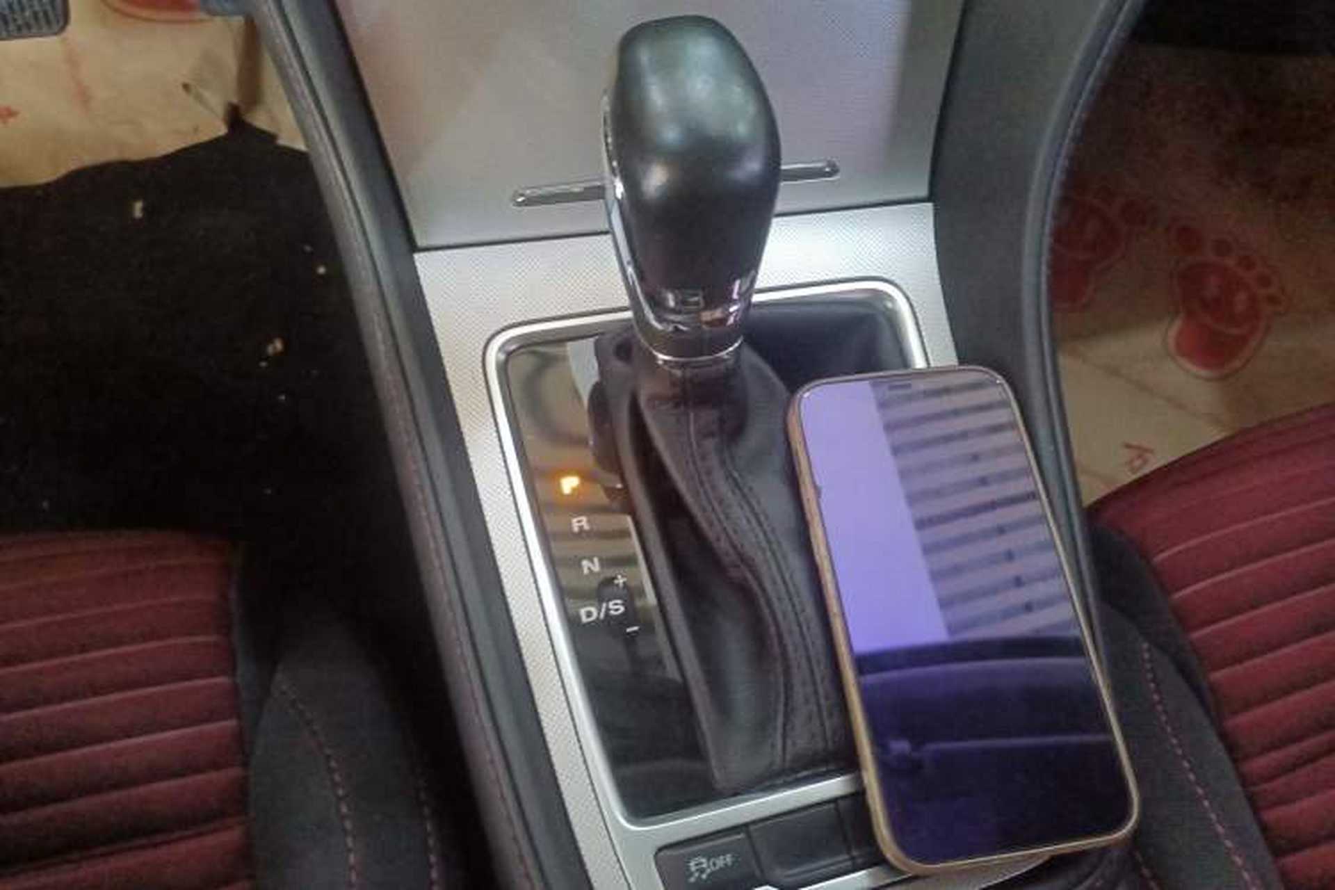 Used MG 6 2019 20T Automatic Starlight Edition Gear Lever