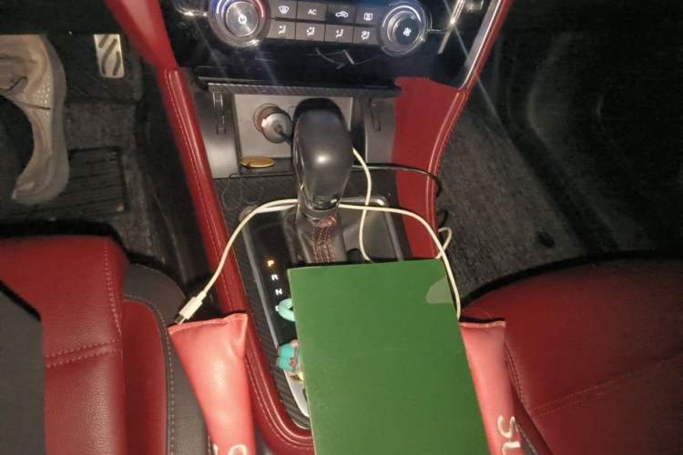 Used MG 6 2019 20T Automatic Trophy 10th Anniversary Edition Gear Lever