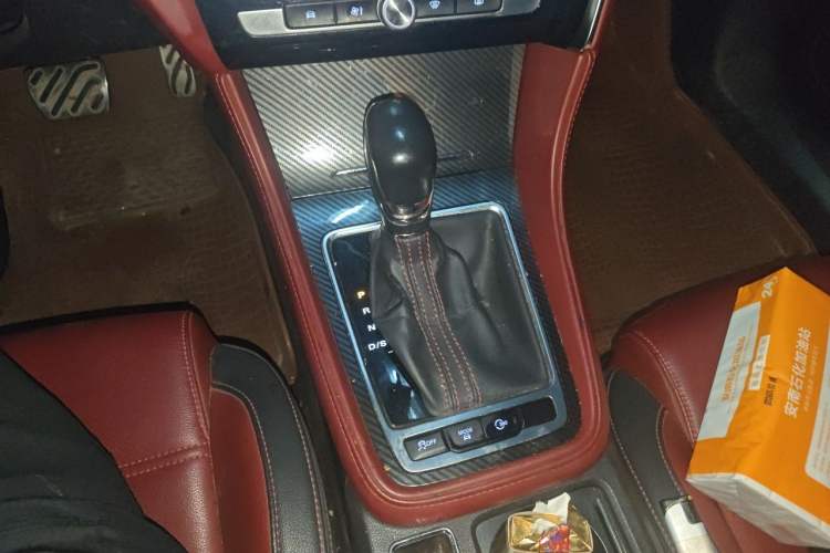 Used MG 6 2019 20T Automatic Trophy Competition Edition + BOSE Luxury Sound System Package Gear Lever