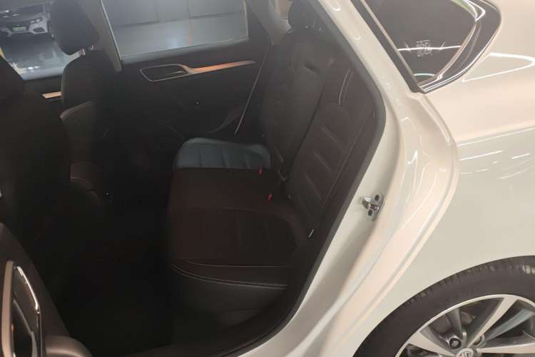 Used MG 6 2019 20T Manual Sport Edition Interior 1