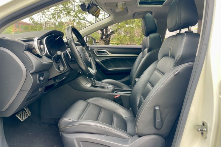 Used MG 6 2019 20T Automatic Sport Edition Interior 1
