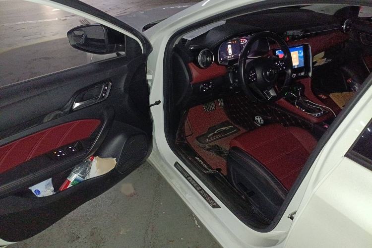 Used MG 6 2019 20T Automatic Trophy Competition Edition + BOSE Luxury Sound System Package Interior 3