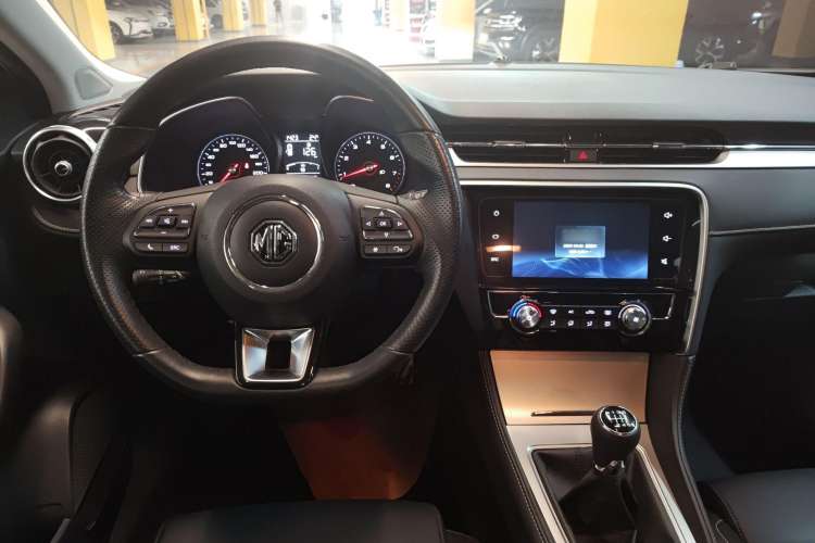 Used MG 6 2019 20T Manual Sport Edition Interior 4