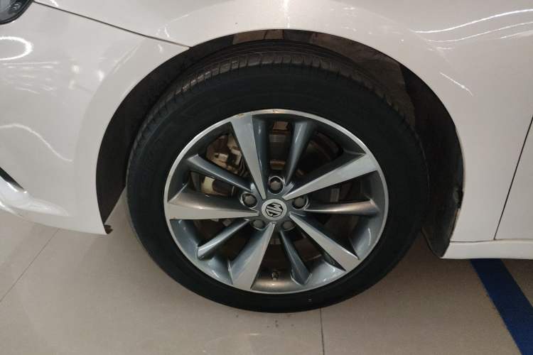 Used MG 6 2019 20T Automatic Starlight Edition Left Front Wheel Hub