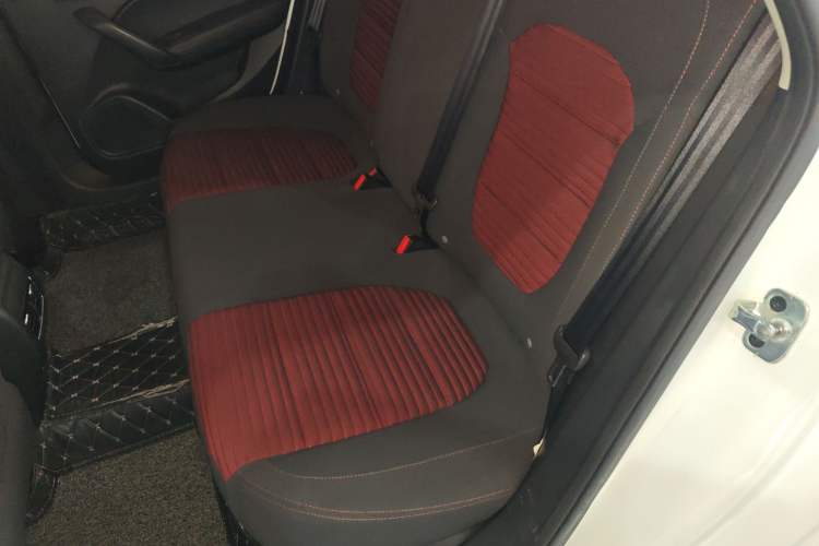 Used MG 6 2019 20T Automatic Starlight Edition Left Rear Seat