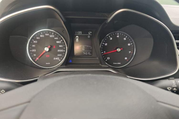 Used MG 6 2019 20T Automatic Sport Edition Odometer Close Up