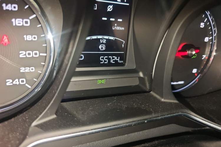 Used MG 6 2019 20T Automatic Sport Edition Odometer Close Up