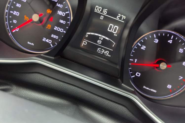 Used MG 6 2019 20T Automatic Sport Edition Odometer Close Up