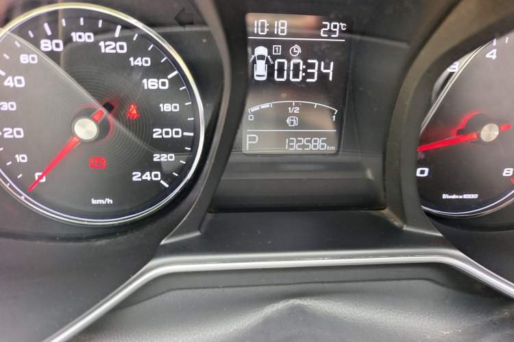 Used MG 6 2019 20T Automatic Sport Edition Odometer Close Up