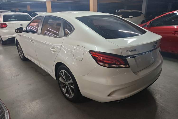 Used MG 6 2019 20T Automatic Starlight Edition Rear Left 45 Deg