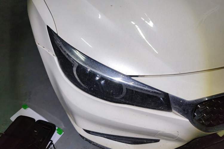 Used MG 6 2019 20T Automatic Trophy 10th Anniversary Edition Right Front Headlight