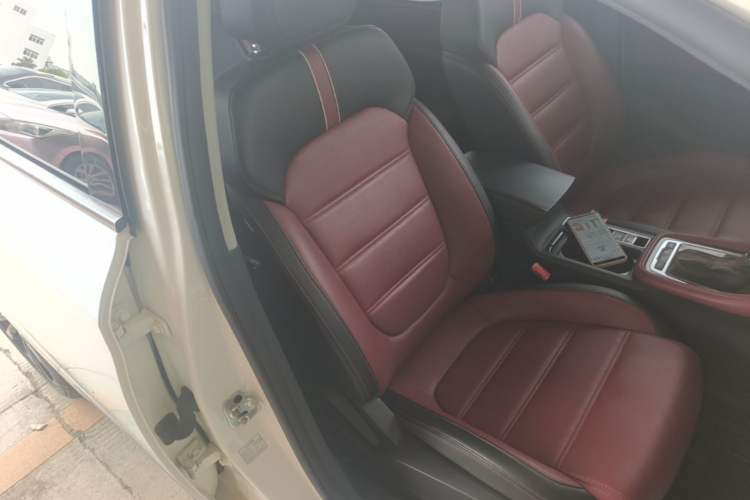 Used MG 6 2019 20T Automatic Trophy Competition Edition + BOSE Luxury Sound System Package Right Front Seat