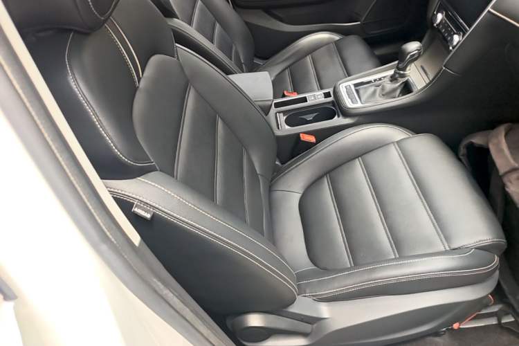 Used MG 6 2019 20T Automatic Sport Edition Right Front Seat