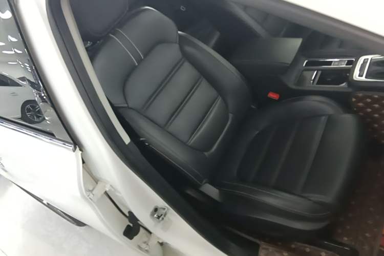 Used MG 6 2019 20T Automatic Sport Edition Right Front Seat