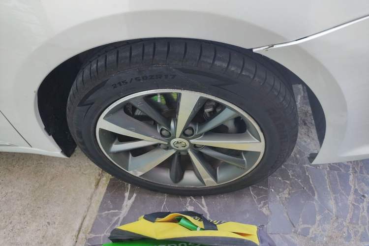 Used MG 6 2019 20T Automatic Sport Edition Right Front Wheel Hub