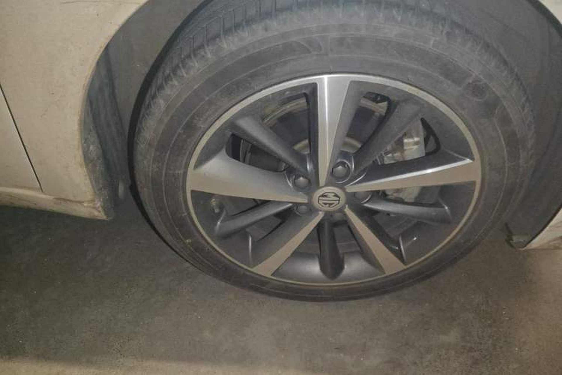 Used MG 6 2019 20T Automatic Starlight Edition Right Front Wheel Hub