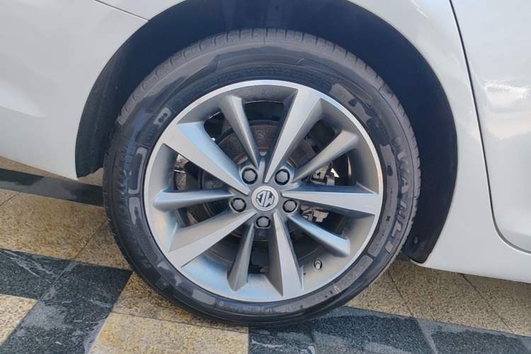 Used MG 6 2019 20T Automatic Starlight Edition Right Rear Wheel Hub