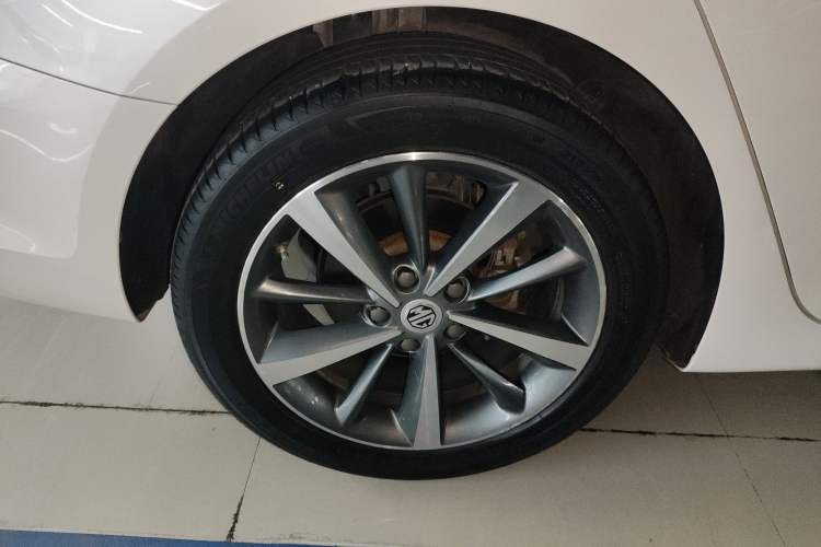 Used MG 6 2019 20T Automatic Starlight Edition Right Rear Wheel Hub