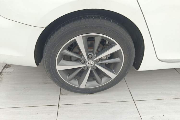 Used MG 6 2019 20T Automatic Sport Edition Right Rear Wheel Hub