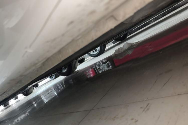 Used MG 6 2019 20T Automatic Sport Edition Right Side Sill