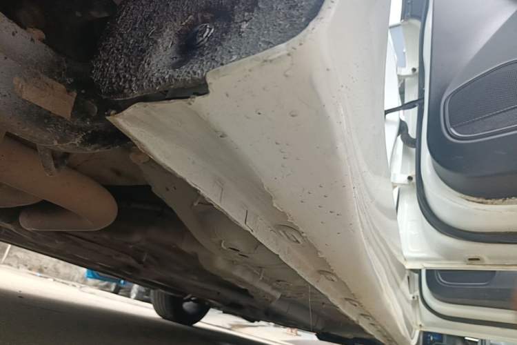 Used MG 6 2019 20T Automatic Sport Edition Right Side Sill