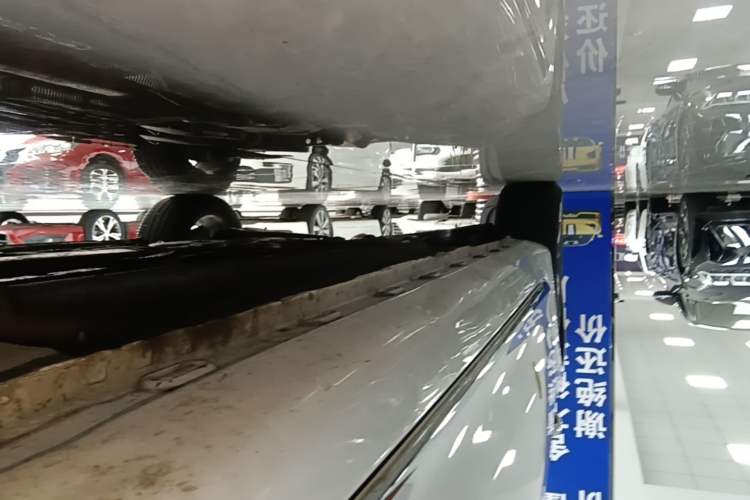 Used MG 6 2019 20T Automatic Sport Edition Right Side Sill