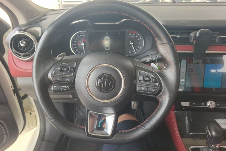 Used MG 6 2019 20T Automatic Trophy Competition Edition + BOSE Luxury Sound System Package Steering Wheel