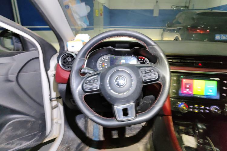 Used MG 6 2019 20T Automatic Trophy 10th Anniversary Edition Steering Wheel