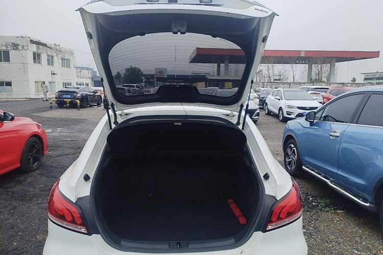 Used MG 6 2019 20T Automatic Sport Edition Trunk