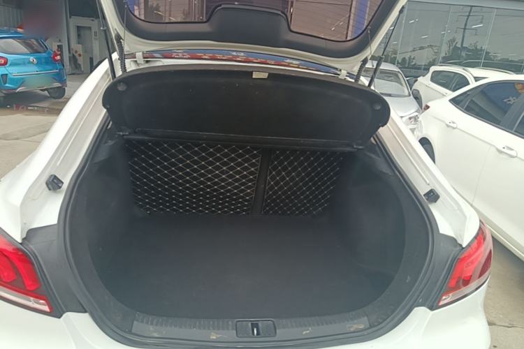 Used MG 6 2019 20T Automatic Sport Edition Trunk