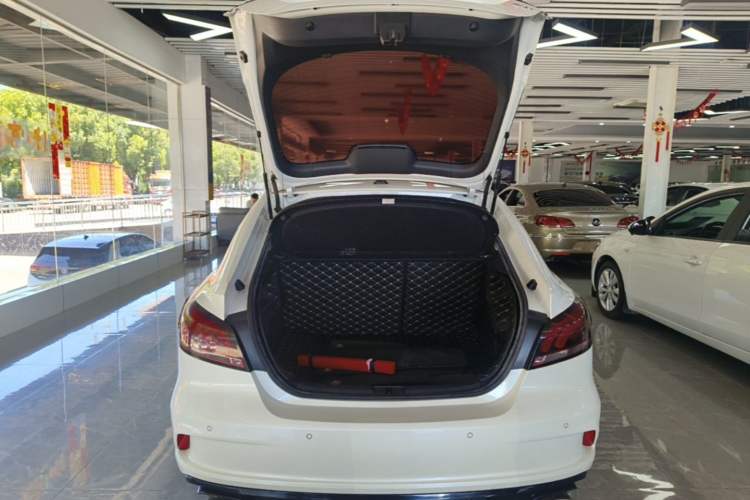 Used MG 6 2019 20T Automatic Trophy Competition Edition + BOSE Luxury Sound System Package Trunk