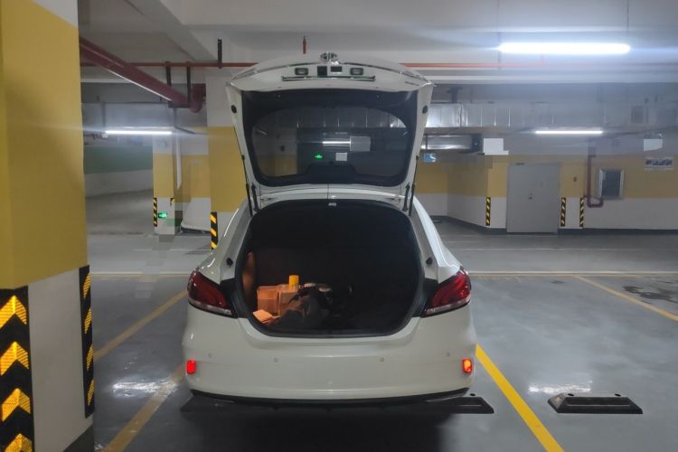 Used MG 6 2019 20T Automatic Starlight Edition Trunk