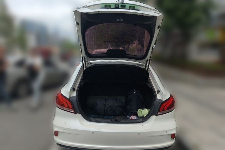 Used MG 6 2019 20T Automatic Starlight Edition Trunk
