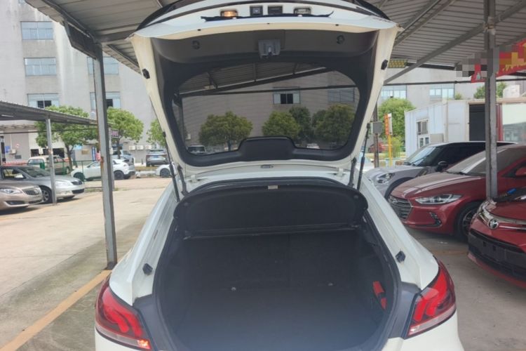 Used MG 6 2019 20T Automatic Trophy Competition Edition + BOSE Luxury Sound System Package Trunk