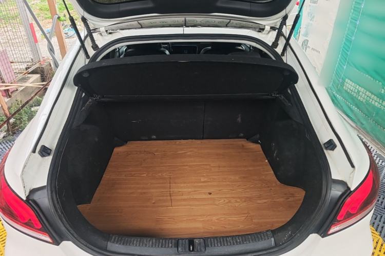 Used MG 6 2019 20T Automatic Starlight Edition Trunk