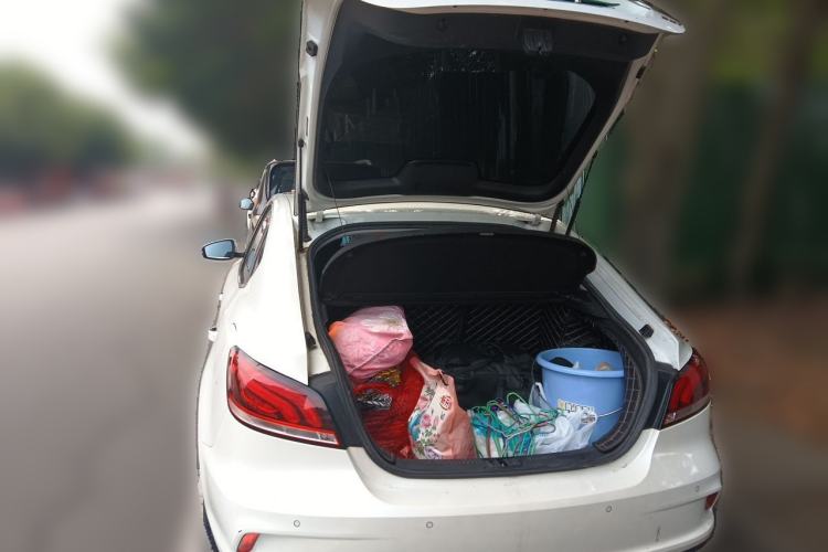 Used MG 6 2019 20T Automatic Sport Edition Trunk