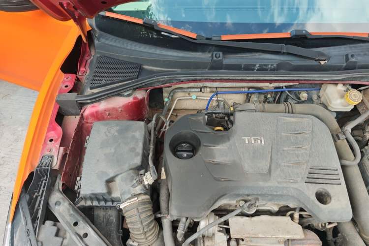 Used MG 6 2019 20T Automatic Sport Edition Engine Bay Right