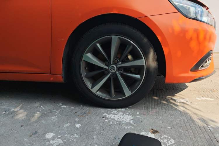 Used MG 6 2019 20T Automatic Sport Edition Right Front Wheel Hub