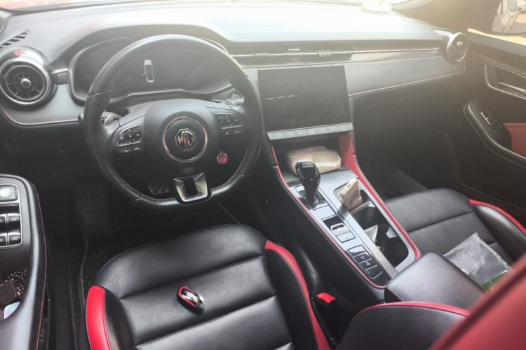 Used MG 6 2020 1.5T Automatic Trophy Luxury Edition Center Console