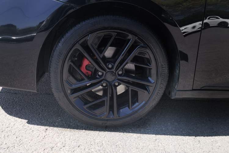 Used MG 6 2020 1.5T Automatic Trophy Flagship Edition Exterior 4