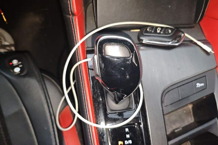 Used MG 6 2020 1.5T Automatic Trophy Luxury Edition Gear Lever