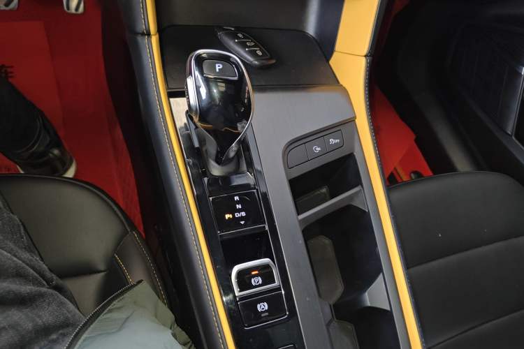 Used MG 6 2020 1.5T Automatic Trophy Flagship Edition Gear Lever